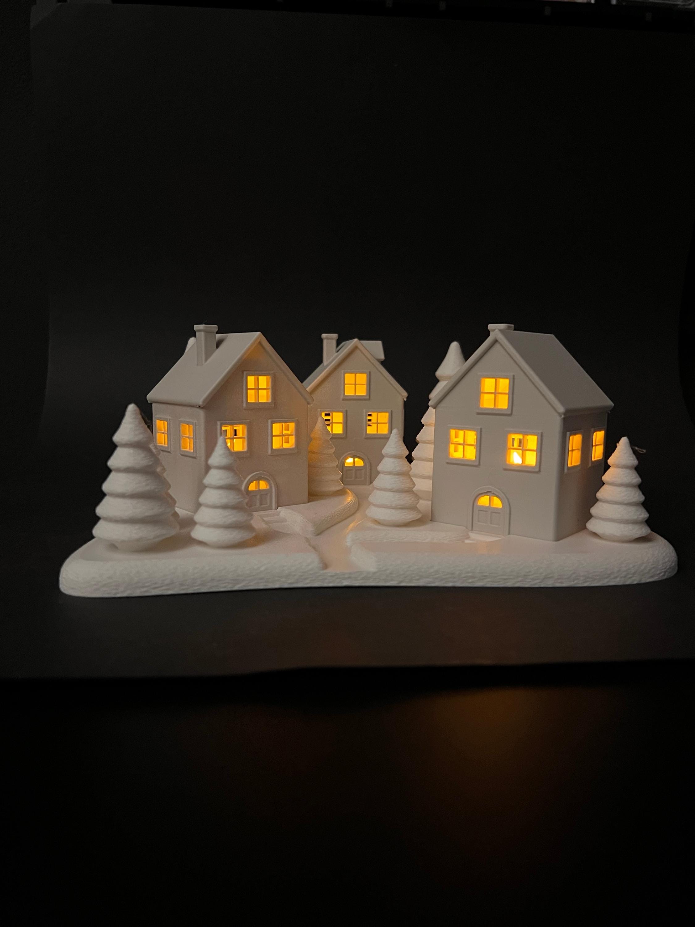 Tealight Winter Village – 3D Printed Houses & Snowy Trees | Cozy LED Candle Display | Handmade Holiday Decor