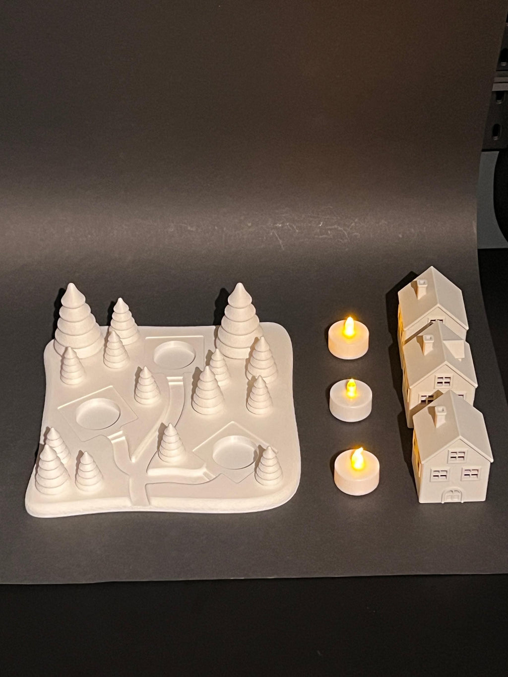 Tealight Winter Village – 3D Printed Houses & Snowy Trees | Cozy LED Candle Display | Handmade Holiday Decor
