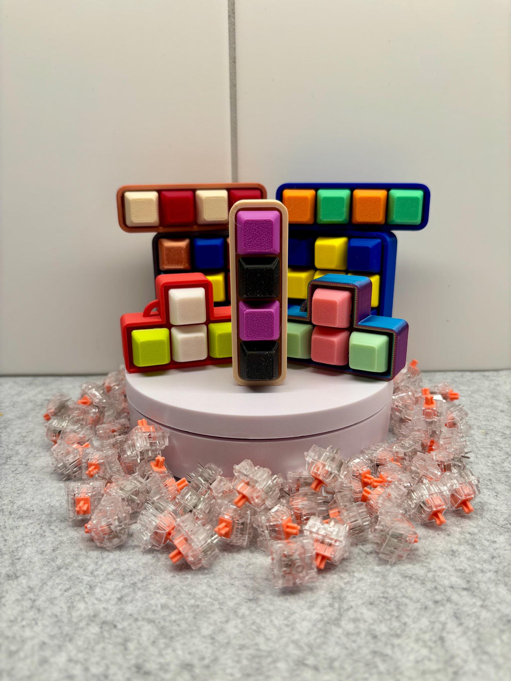 Mechanical Keyboard Fidget Toy with 20 Keycaps | 3D Printed Desk Toy