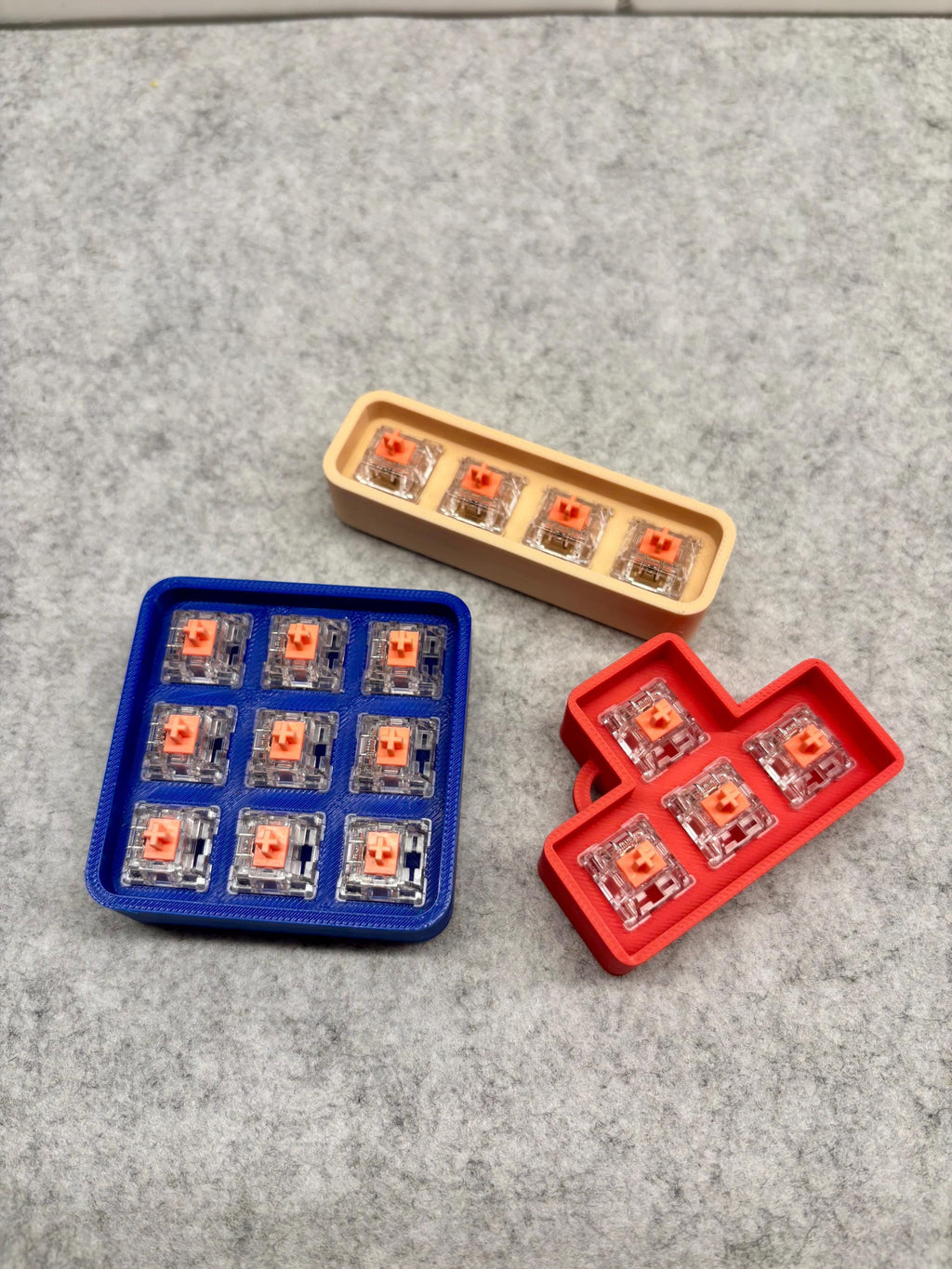 Mechanical Keyboard Fidget Toy with 20 Keycaps | 3D Printed Desk Toy